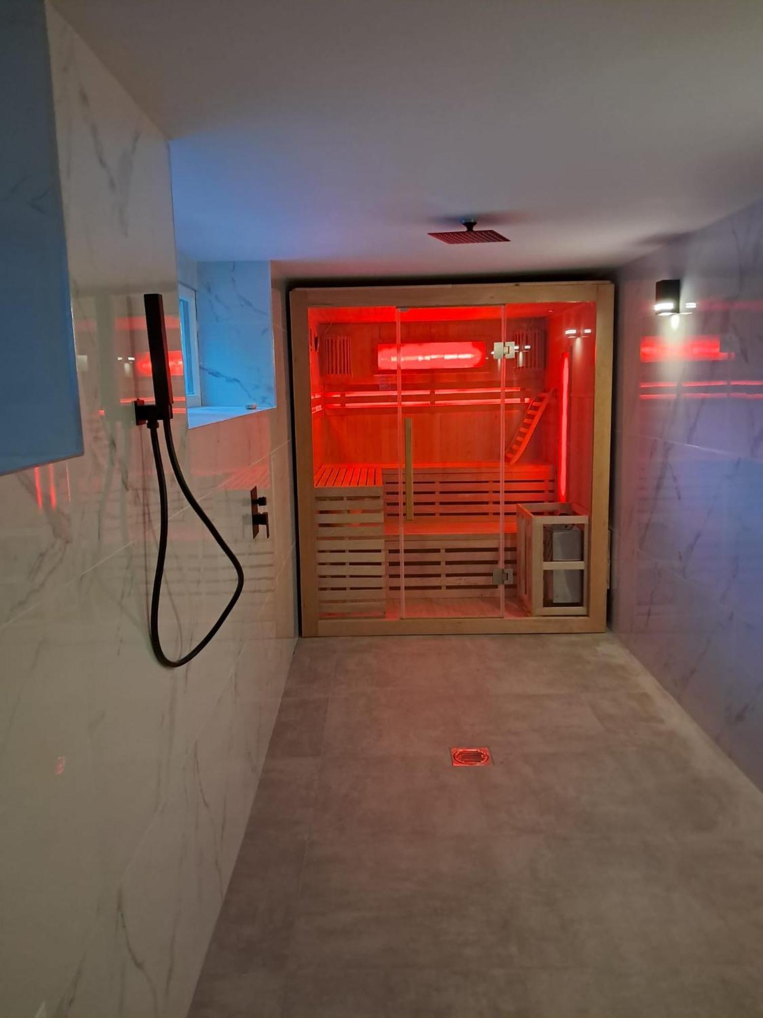 Szwajcarka Willa Z Sauna I Jacuzzi Kudowa Zdroj Exterior photo