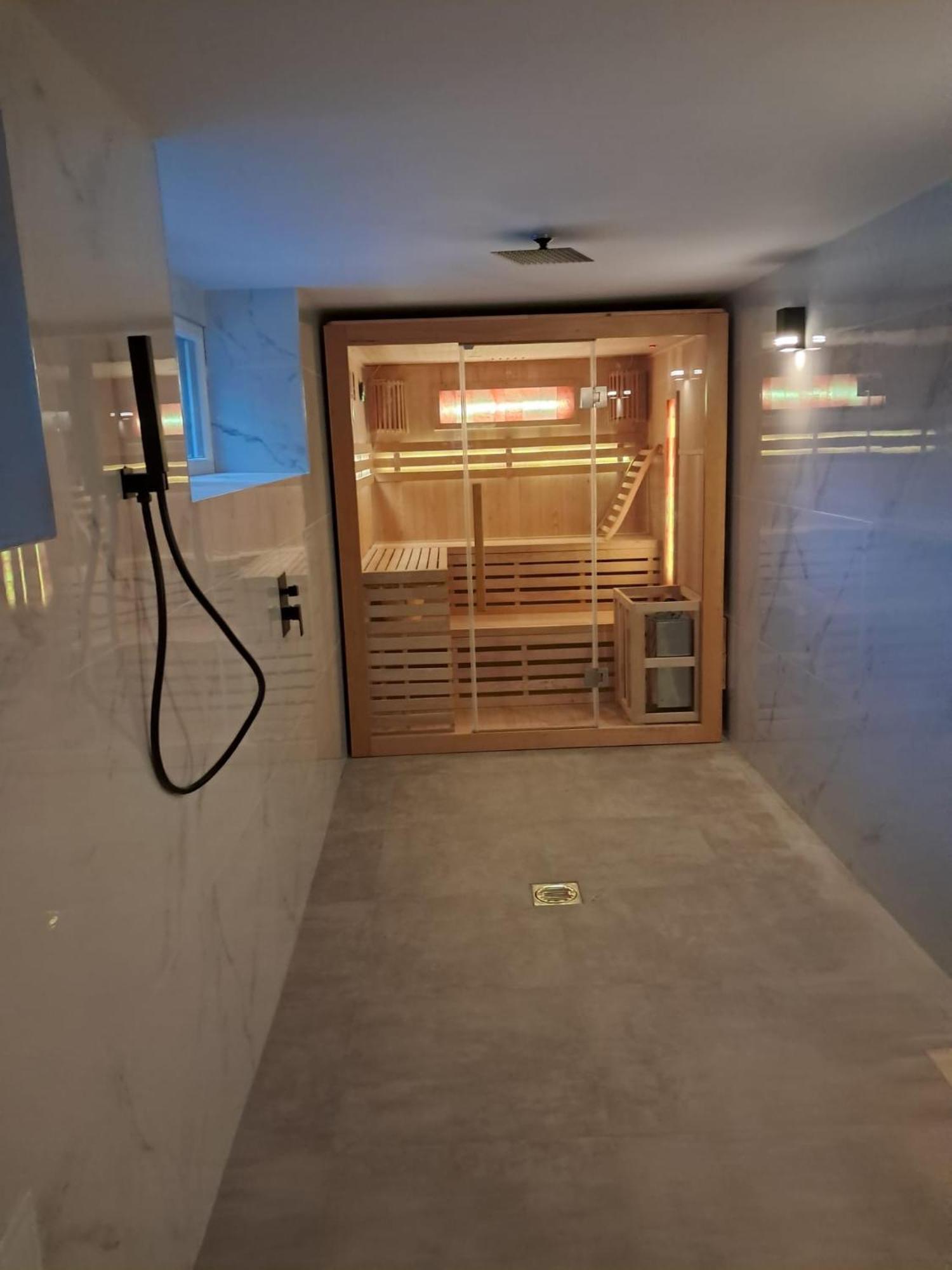 Szwajcarka Willa Z Sauna I Jacuzzi Kudowa Zdroj Exterior photo